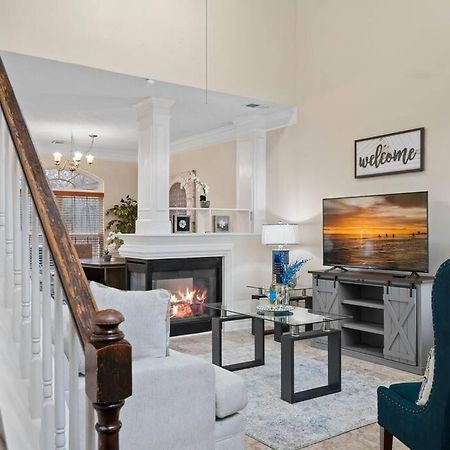 Cozy 4B 2 5B University Home King Beds Jacuzzi Charlotte Exteriér fotografie